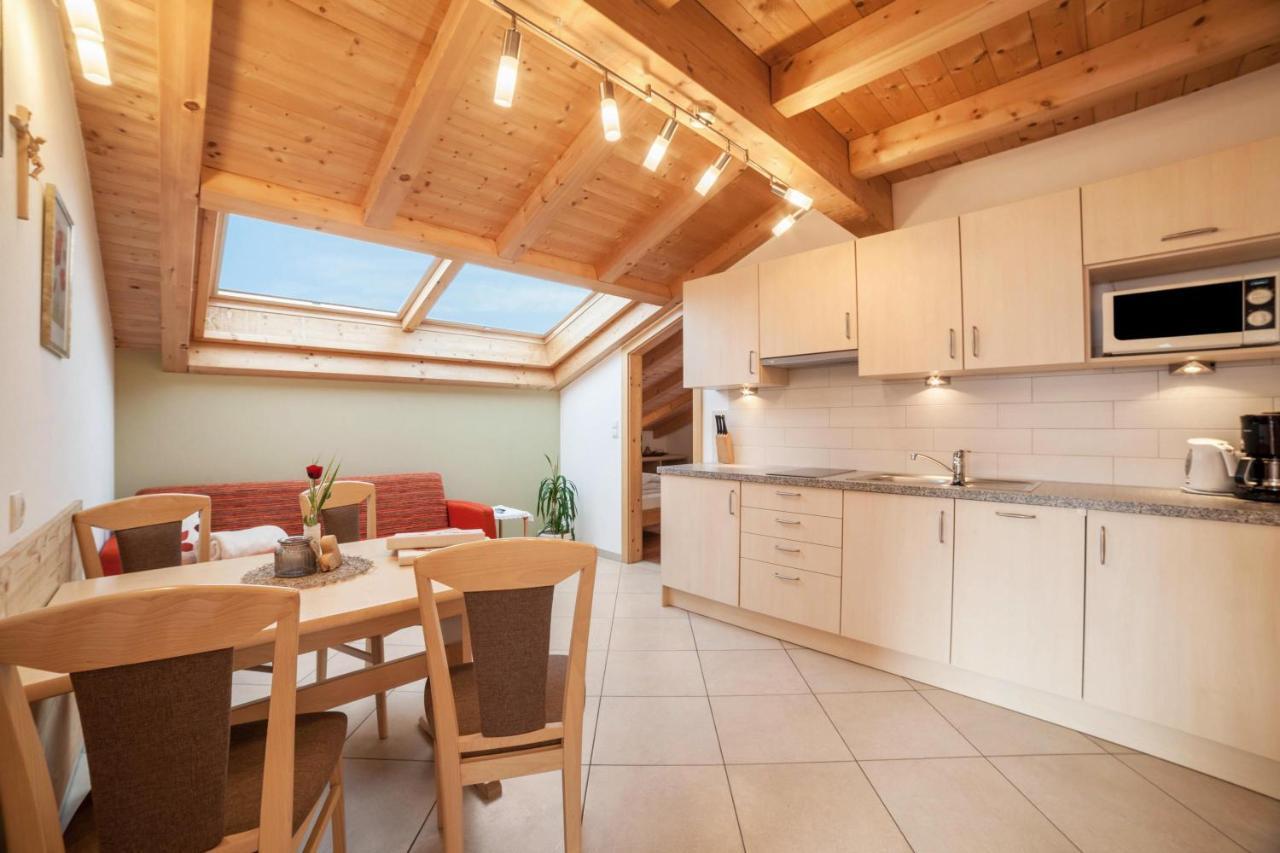 Tonigbauernhof Enzian Appartement Schenna Buitenkant foto